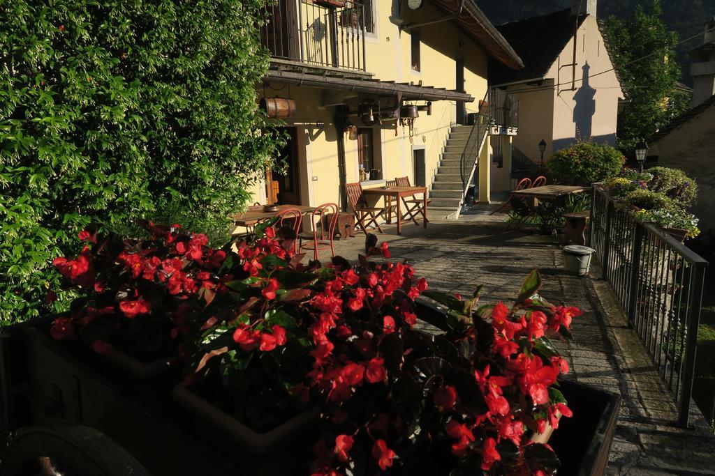 B&B Alpe Veglia Varzo Bagian luar foto